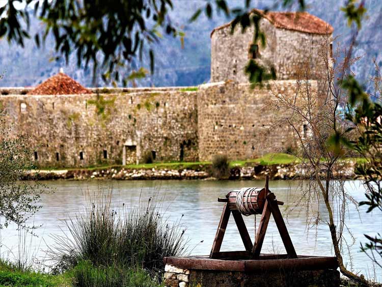 A water well nearby the castle ruins.