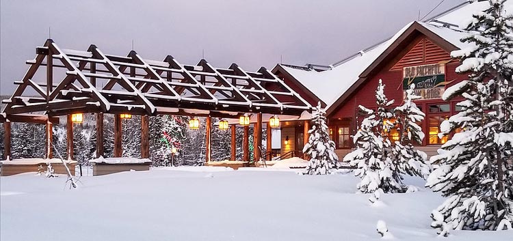 The Old Faithful Inn during winter