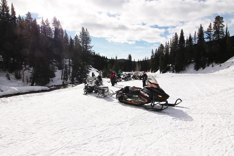 Over-snow vehicles in Yellowstone