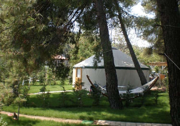 While free camping in Greece is illegal, families can still find an outdoor adventure, legally, at campsites. Photo Courtesy of Greek National Tourism Organisation