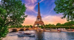 Top 20 Things to See and Do in Paris