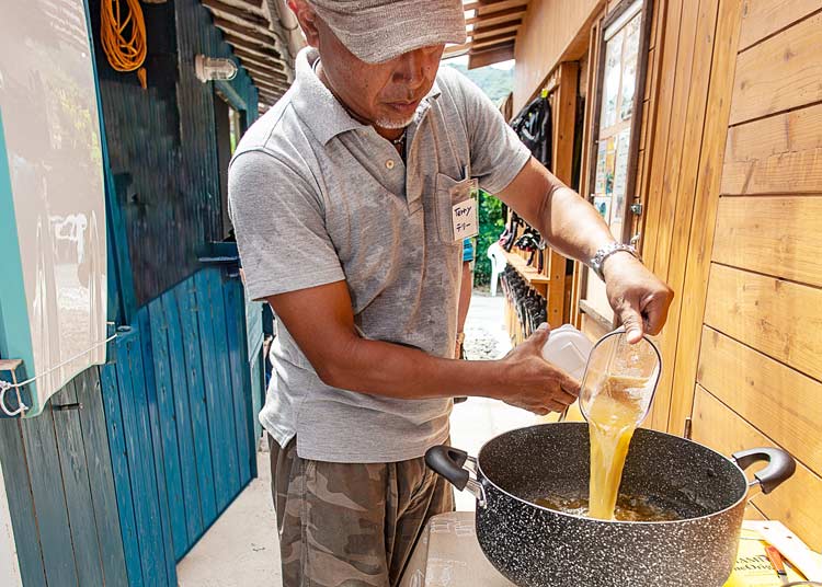 How to make brown sugar.