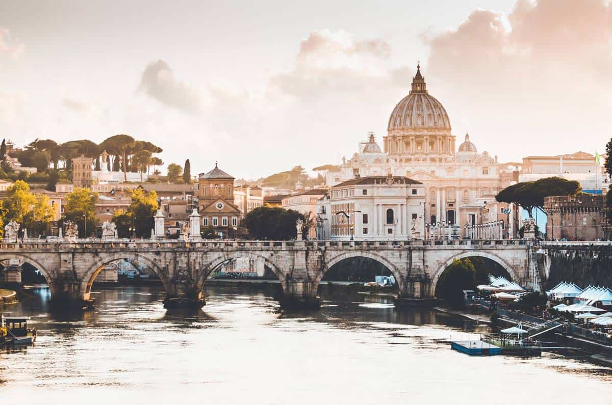 Italian Culture and Architecture: Getting Lost in Rome, Italy