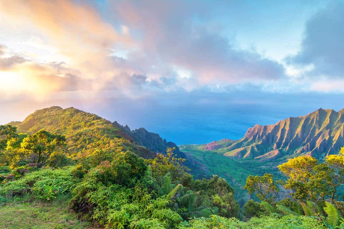 Travel to Kauai island of Hawaii