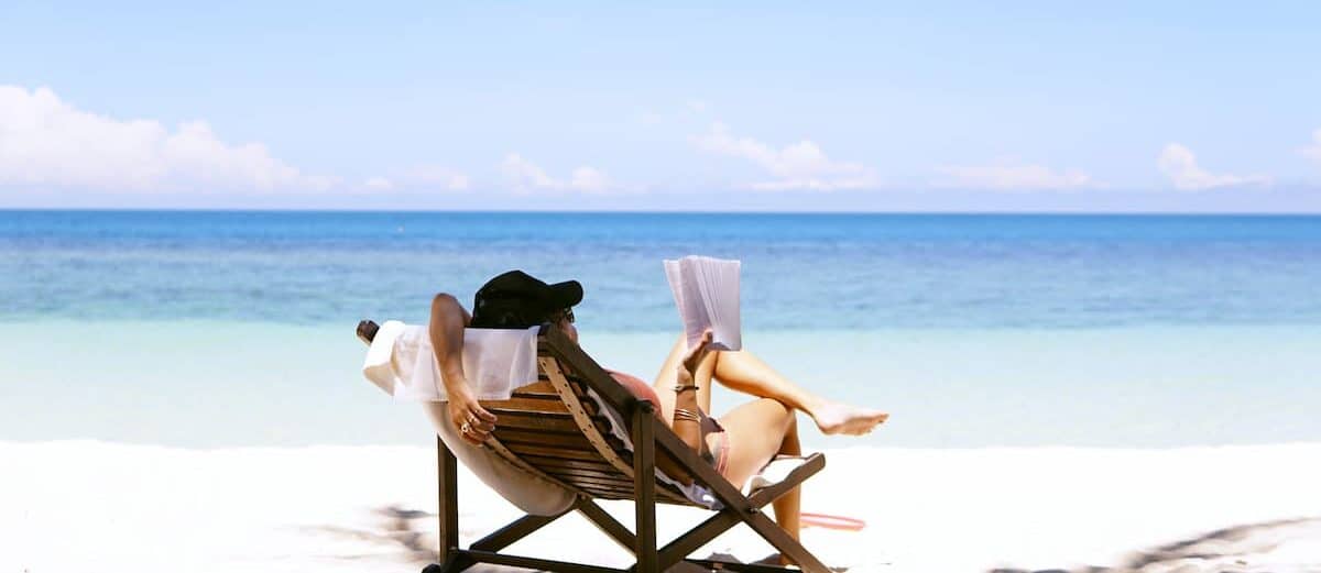 Summer Travel: 10 of the Best Beach Reads of 2021