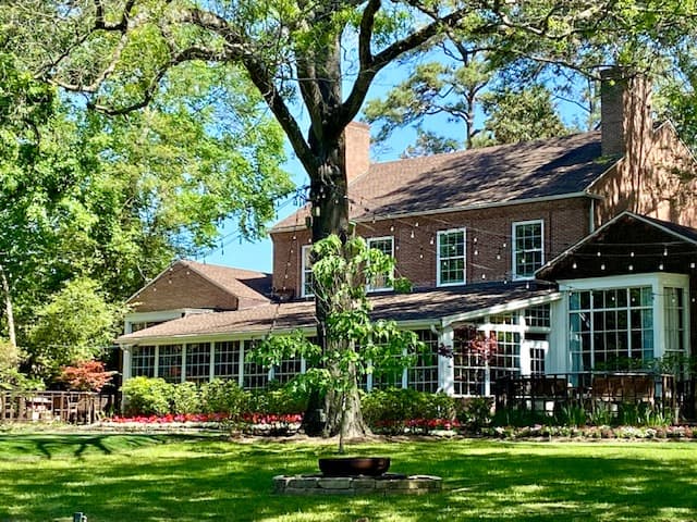 Houstonian Hotel, Houston Texas Manor House