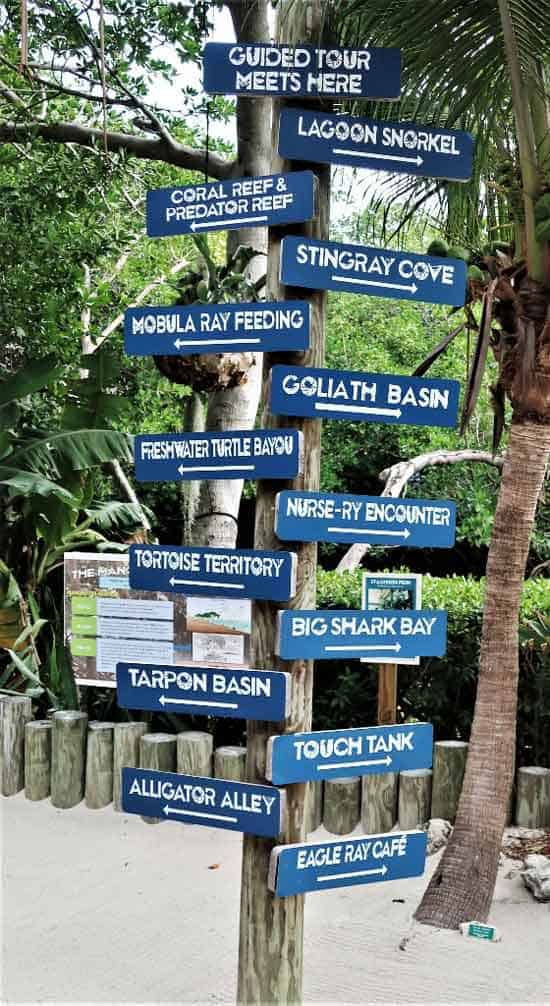 The many signs at Aquarium Encounters in Marathon Key, Florida highlight the myriad activities. Photo by Victor Block