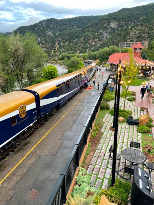 Rocky Mountaineer at Glenwood Springs