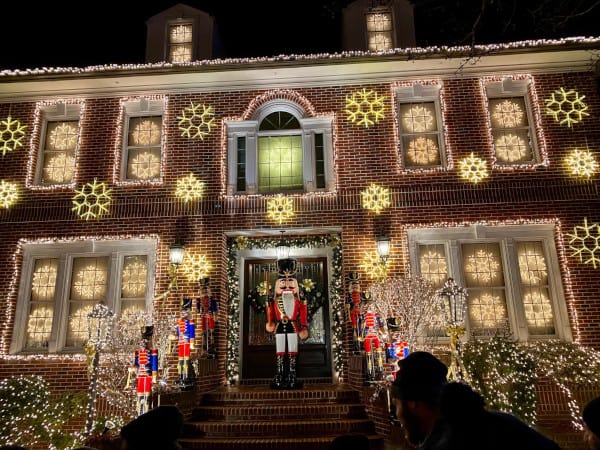 Dyker Heights. Photo by Meryl Pearlstein