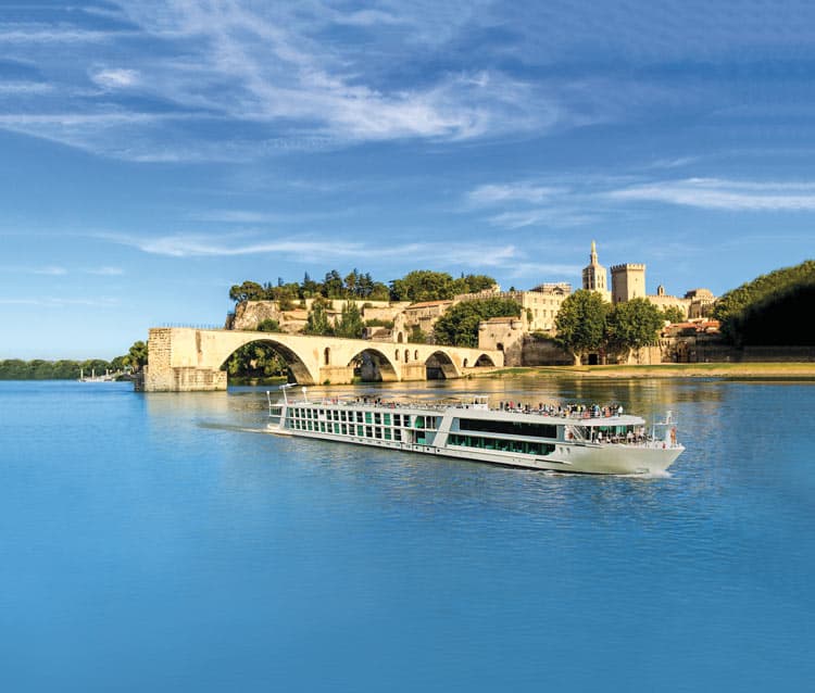 Emerald Liberte Avignon