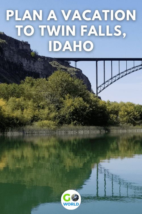 Experience the diverse personalities of Twin Falls in Southern Idaho. From caves and base jumping to ciders and hot springs, there is fun for everyone.