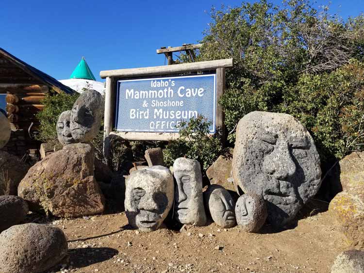 Mammoth Cave entrance sign
