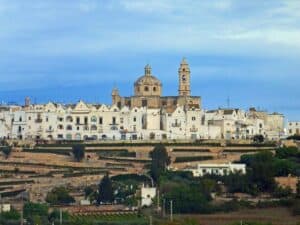 plan a trip to puglia italy