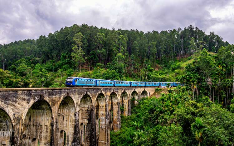 The iconic train traveling through Sri Lanka