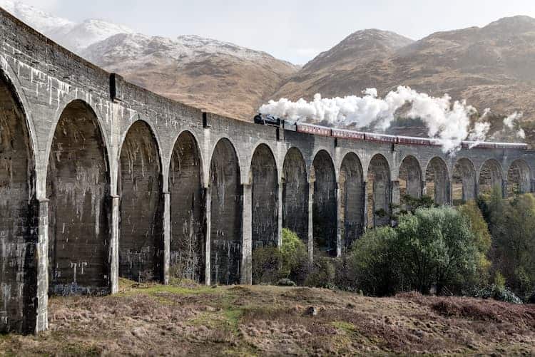 Train in Highland, United Kingdom. Photo by Gabriela Palai