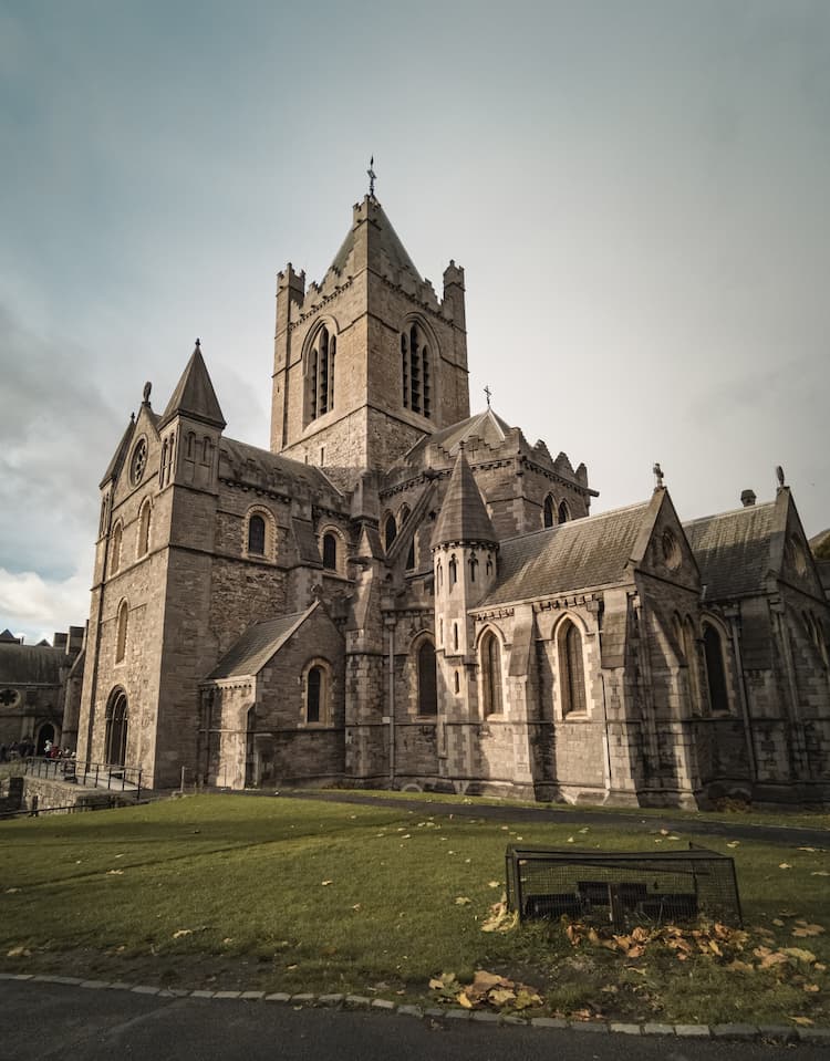 Christ Church Cathedral in Ireland. Photo by Gabriel Ramos