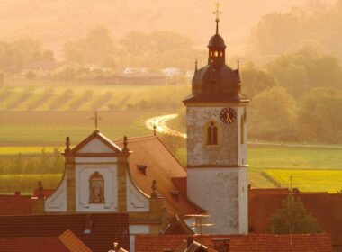 Franconia has a long history of winemaking. Photo by FrankenTourimus/FWL/Hub
