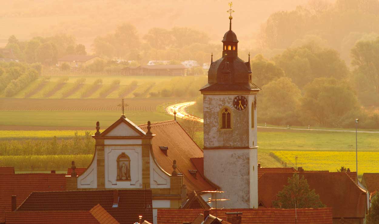 Franconia has a long history of winemaking. Photo by FrankenTourimus/FWL/Hub