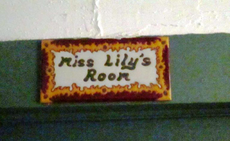 A sign ― or maybe a SIGN? ― of Lily’s presence at the St. Francis Inn in St. Augustine. Photo by Victor Block