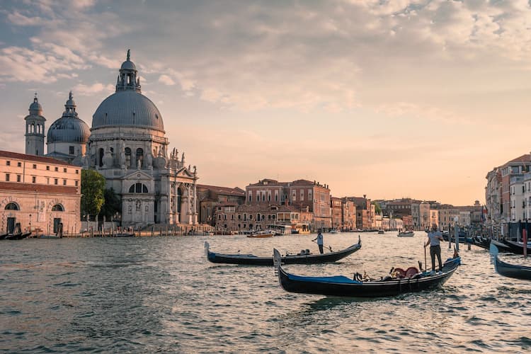 Venice, Italy. Photo by bogitw