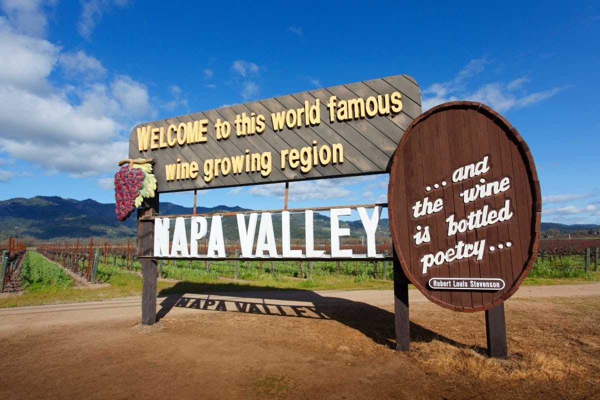 Welcome to Napa Valley sign