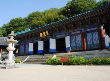 Jikjisa temple in south korea