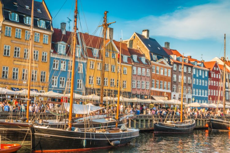 Things to do in Copenhagen: Nyhavn District 