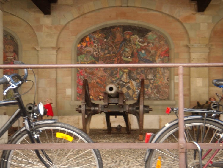 A cannon display at L’ancien arsenal or Old Arsenal
