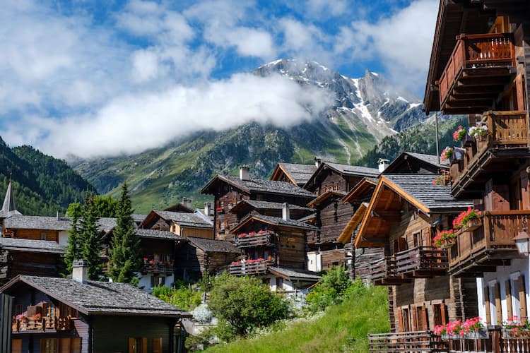 Grimentz, Switzerland. Photo by Patrick Robert Doyle, Unsplash