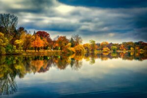 Following the Fall Colors in the USA from Maine to Tennessee