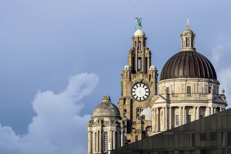 Royal Liver Building. Photo by Miroslav, Pexels