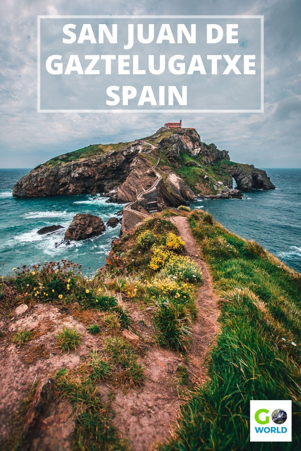 San Juan de Gaztelugatxe, Spain is known for being a filming site for Game of Thrones but it is also a place of stunning natural beauty. #spaintravel #gameofthroneslocations #SanJuandeGaztelugatxe