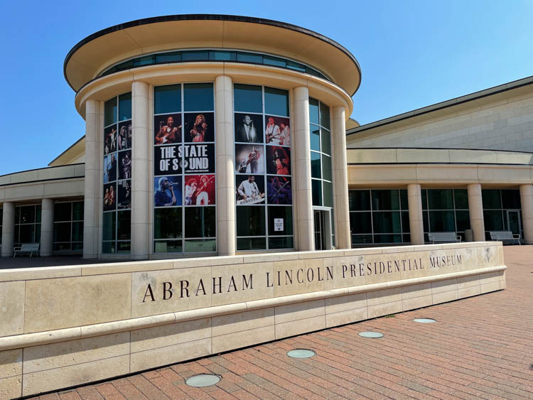 Abraham Lincoln Presidential Museum
