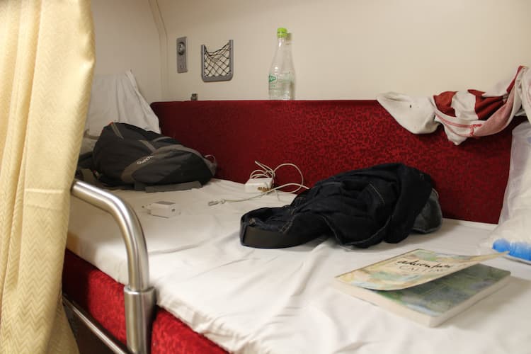 Bed inside the train. Photo by Thomas Später