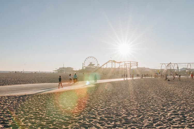 Santa Monica, United States. Photo by Sonnie Hiles, Unsplash