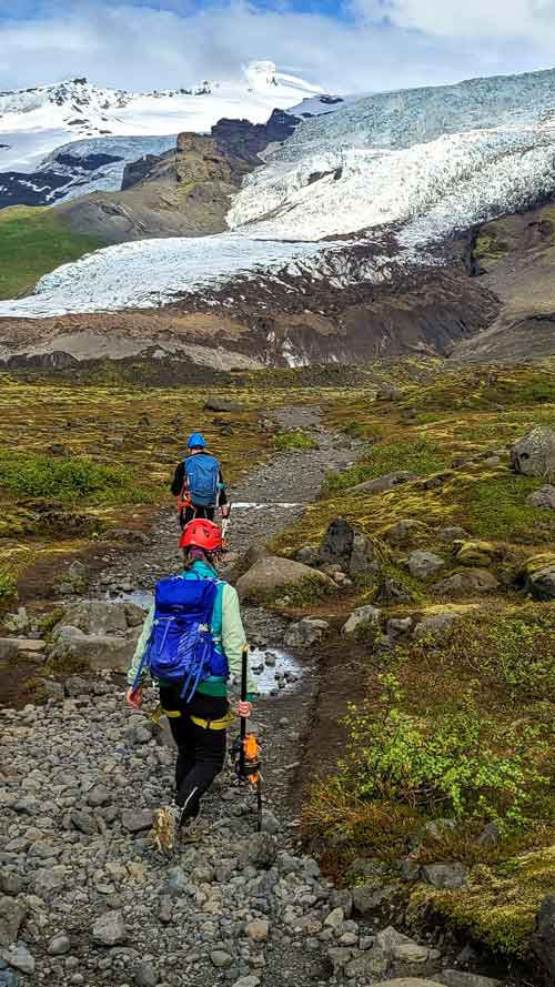 Sue Minter & guide Asgeir Ingi on the approach hike to Falljokull Glacier