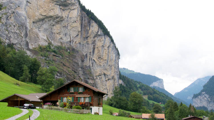 Lauterbrunnen Staubach waterfall