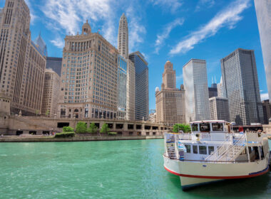 Chicago Architecture Boat tour. Photo by iStock