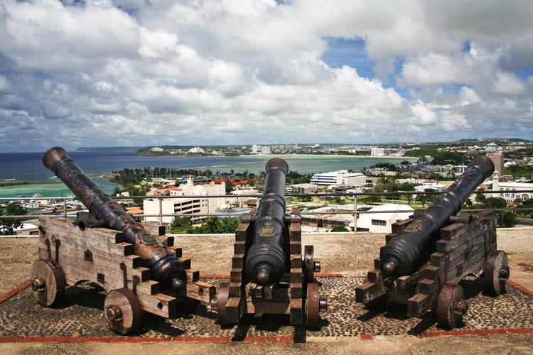 Pusat kota di Guam.