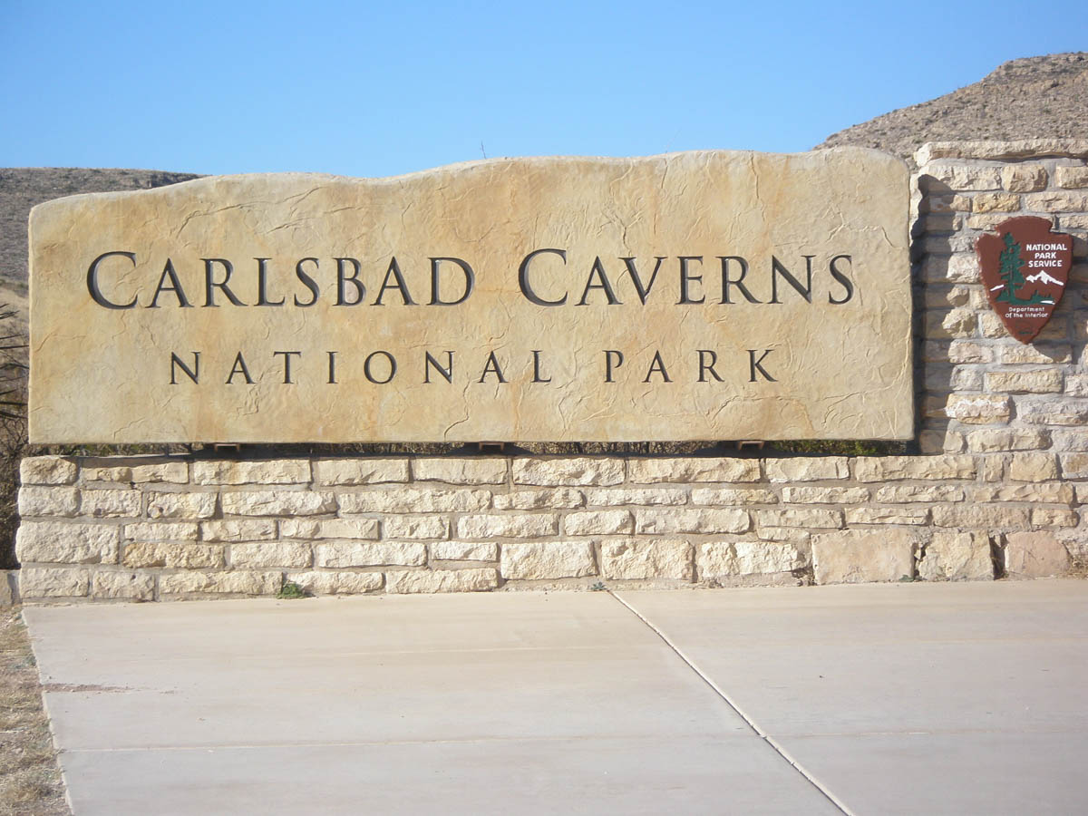 Carlsbad Caverns sign