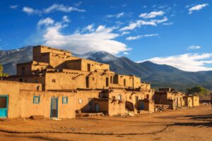 Plan a trip to Taos, New Mexico