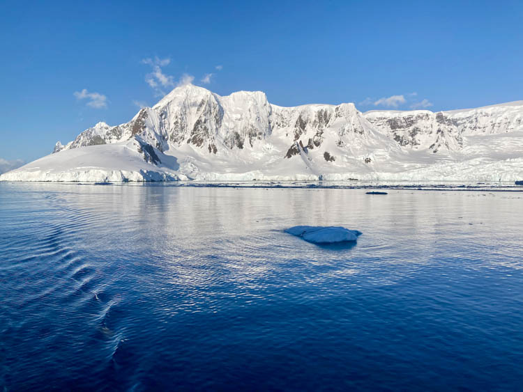 Antarctica cruise Lemarire Chennl with ice floe