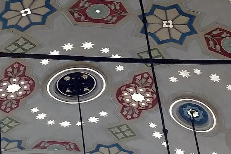 Detail of ceiling, Remuh Synagogue. Photo by Eric D. Goodman