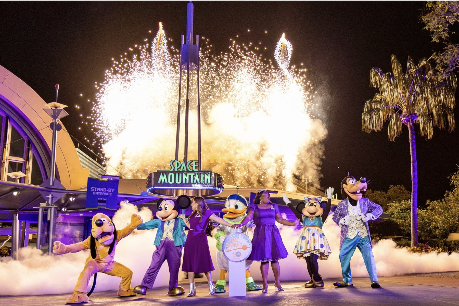 What You Should Know About Visiting Walt Disney World as a Grown-Up