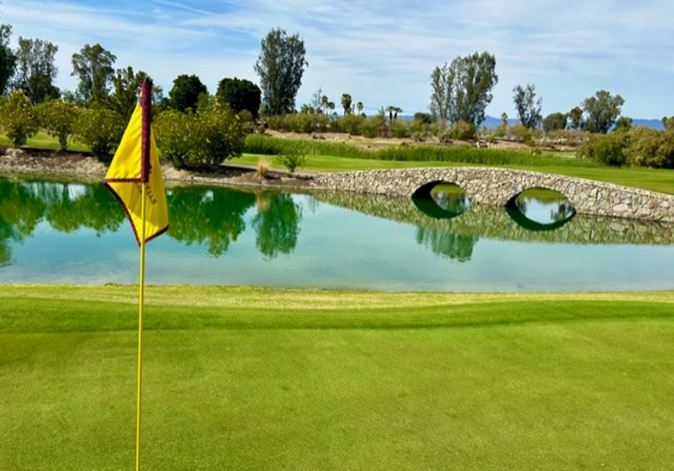 Indian Wells bridges evoke Augusta National