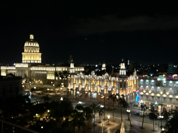 Cubas Capitol by night from the Kempinski.