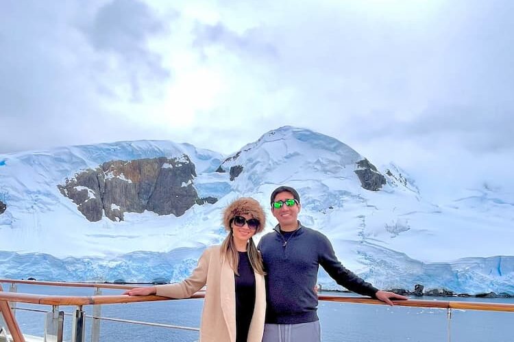 Honeymoon cruise in Antarctica Photo by Susy Guttler and Juan Castillo
