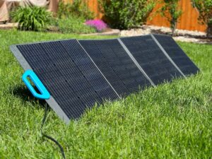 Power Your Off-Grid Adventure with the Bluetti EB70S and PV200 Solar Panels