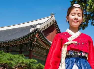 Woman wearing traditional Korean dress. Photo by Johen Redman, Unsplash Stay connected hassle-free with eSIM technology