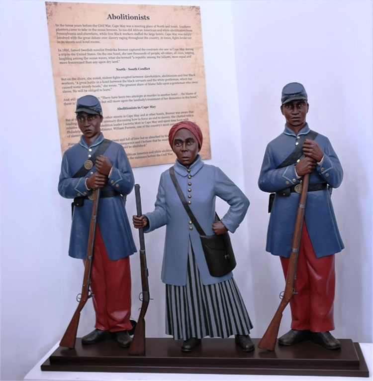 Harriet Tubman and Civil War allies in statuary replica